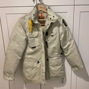 Woman’s parajumper jacket